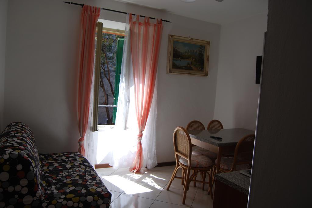 Appartamenti Corneliani II Sirmione Ngoại thất bức ảnh